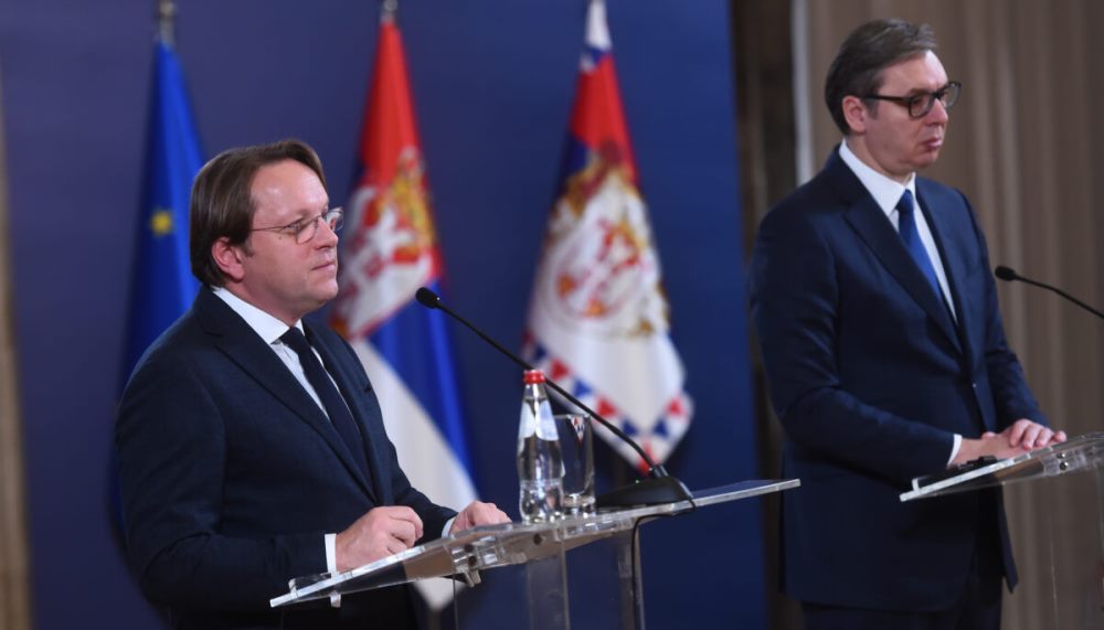 Komisioneri i BE Varhelyi nen hetim, dyshohet se favorizoi Serbine